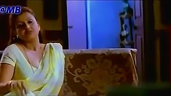 Desi Aunties With Celebrity Big Boobs In Hottest Video