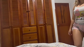 Baş Döndürücü Üvey Anne Ve Genç Bir Adamla Buharlı Karşılaşma